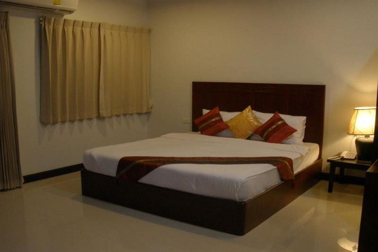 Nasa Mansion Apartamento Phuket Exterior foto