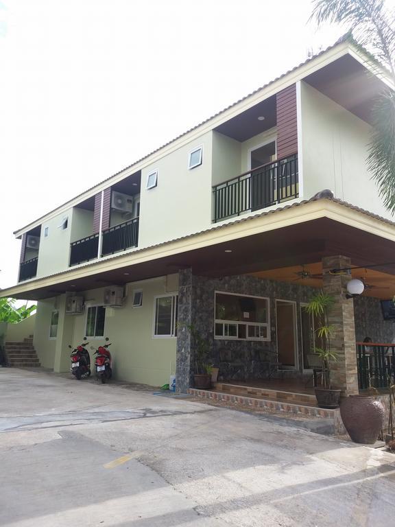 Nasa Mansion Apartamento Phuket Exterior foto